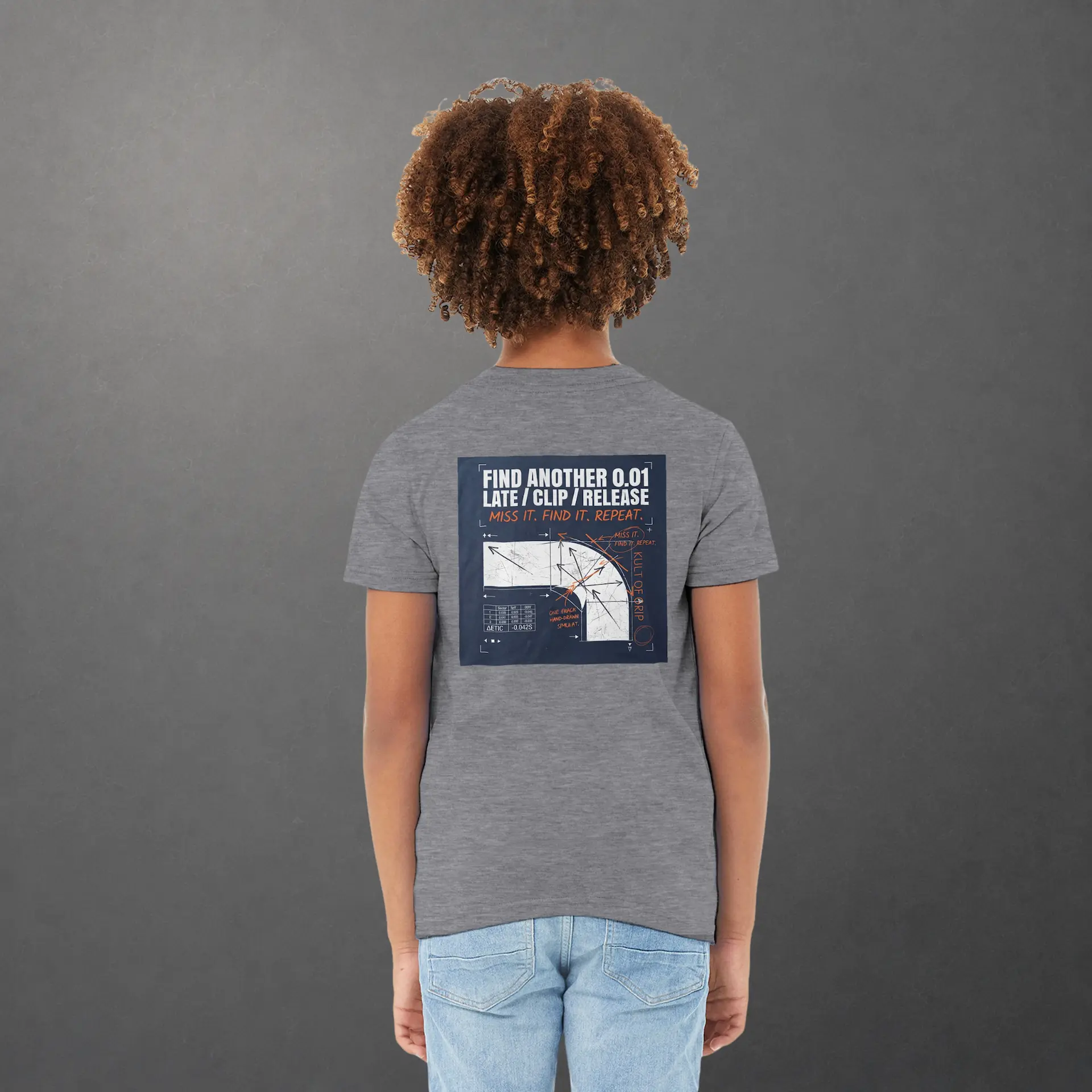 T-shirt karting Apex Obsession Apex Chronicles enfant gris foncé – vue de dos porté