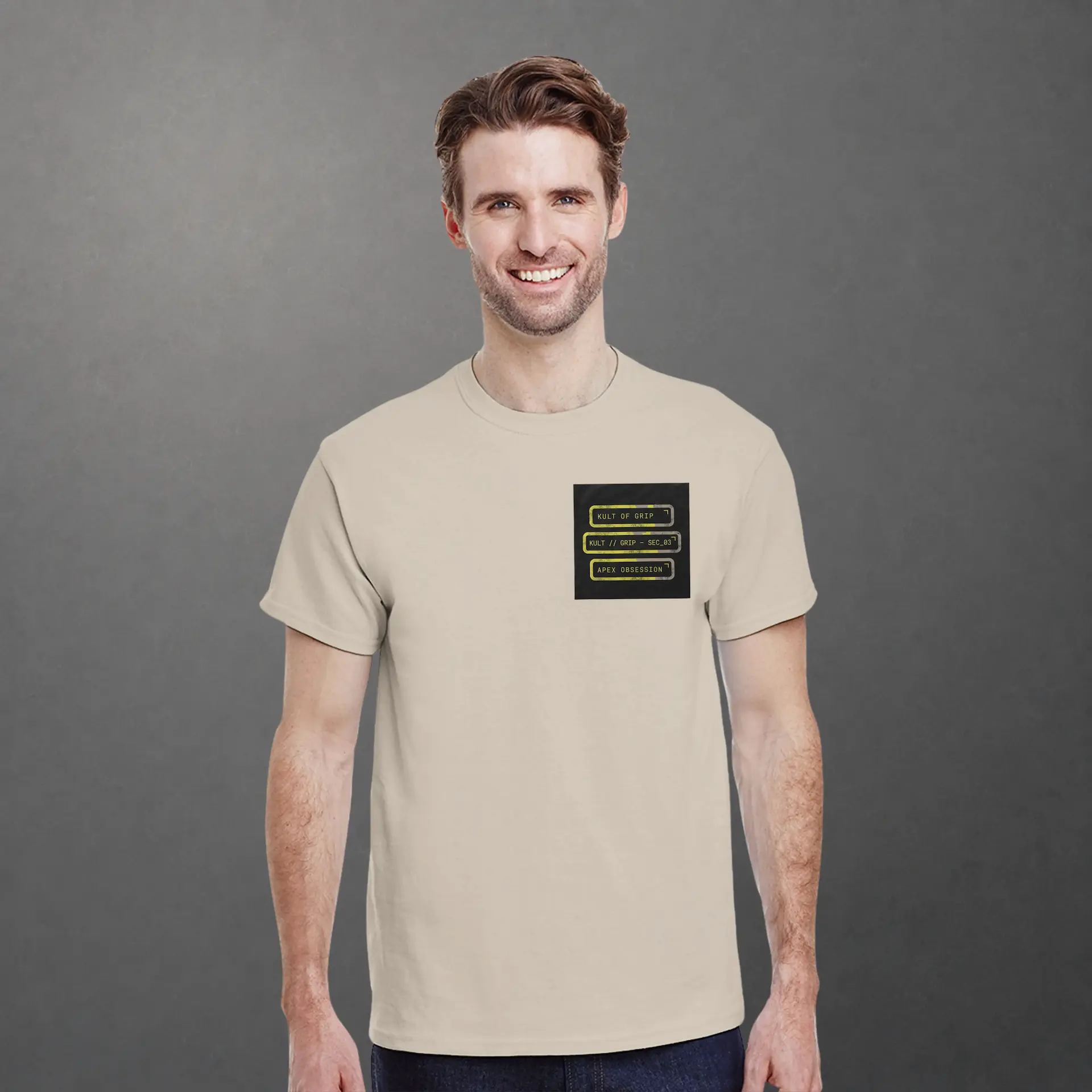 T-shirt karting Telemetry Corner Manifesto adulte sable – vue de face porté