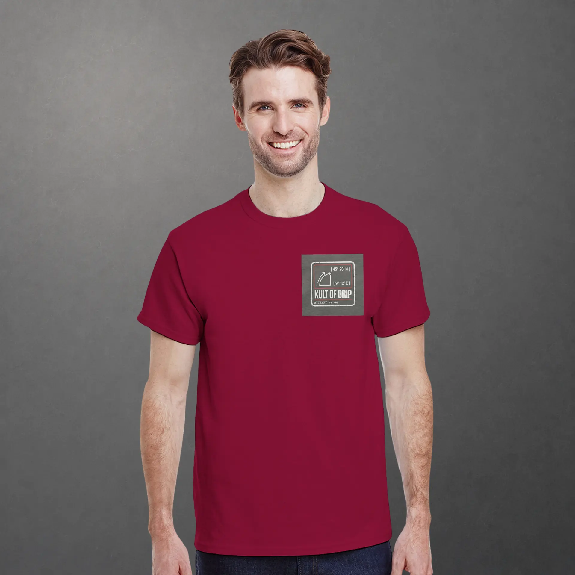 T-shirt karting Apex Obsession Geometry of Hesitation adulte rouge cardinal – vue de face porté