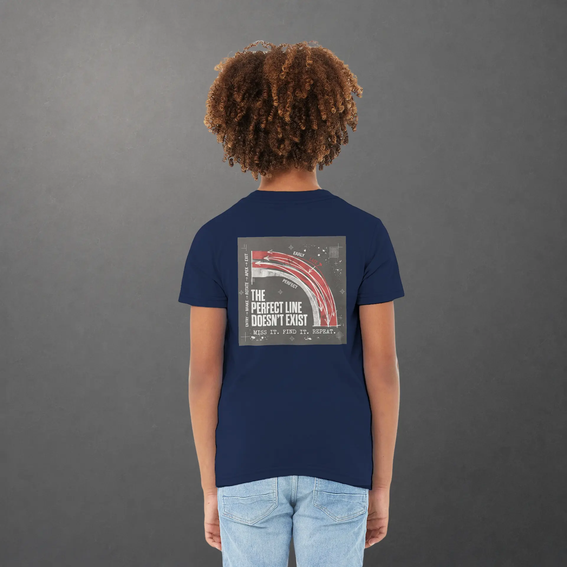 T-shirt karting Apex Obsession Geometry of Hesitation enfant bleu marine – vue de dos porté