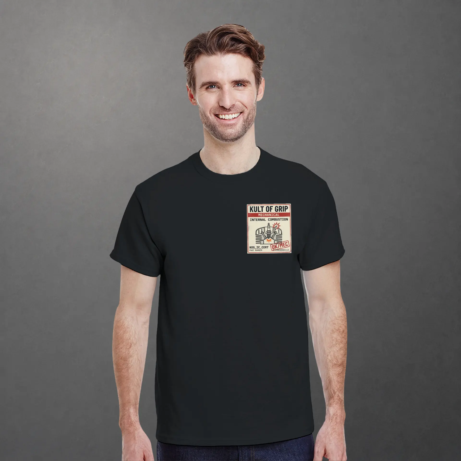 T-shirt karting Mechanical Internal Combustion adulte noir – vue de face porté